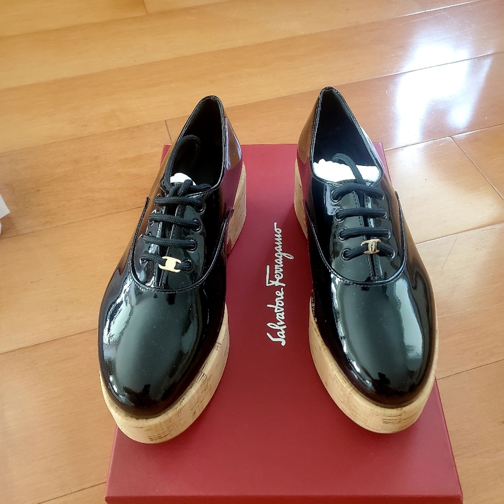Salvatore Ferragamo Viviane Platform Oxford